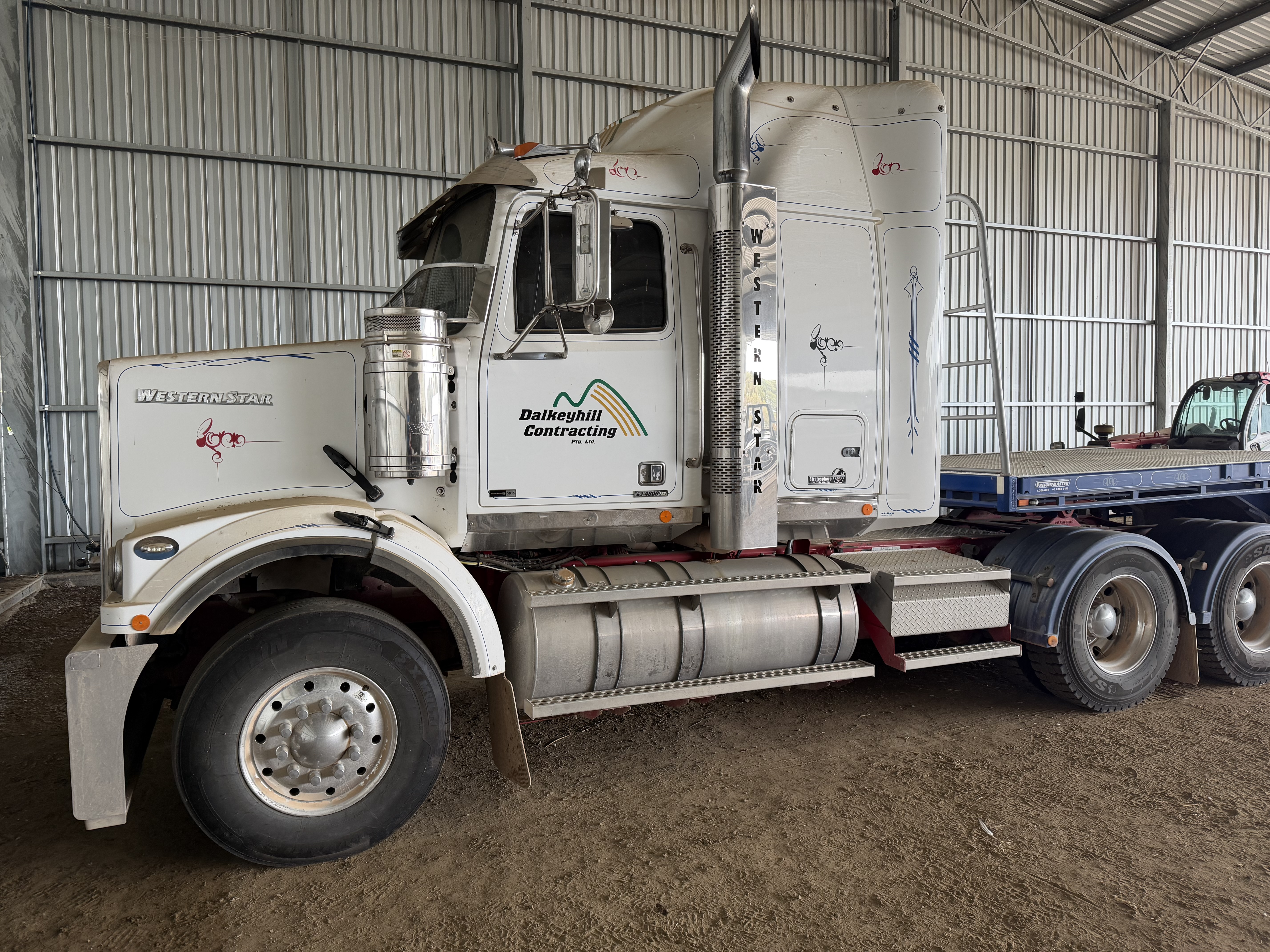 4800 WS1